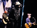 Oasis release new live version of ‘Bring It On Down’ from Edinburgh