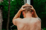 How to identify a victim of heat exhaustion or heat stroke