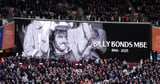 West Ham pay moving tribute to Billy Bonds after club great’s death aged 79