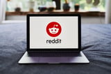 Reddit Seeks to Strike Next AI Content Pact With Google, OpenAI