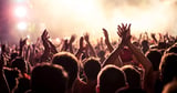Huge UK band cancel tour after singer's agonising jaw injury