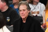 Comedian Richard Lewis Dies at 76