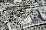Experts Warn Weakening Dollar Signals 'Crisis of Confidence' in Backbone of Global Markets