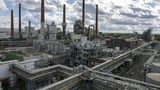 German factory orders drop in new blow to Merz