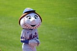 Finally, Mrs. Met gets her due as Mascot Hall of Fame’s newest member