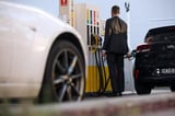 Australia Consumer Confidence Posts Biggest Fall Since Covid