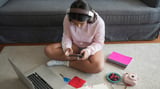 Kids who use social media score lower on reading and memory tests, a study shows