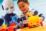 Brains over bots: Why toddlers still beat AI at learning language