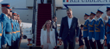 Serbia: Meloni arrives in Belgrade, welcomed by Vucic – video