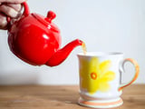 Tea fraudster who conned luxury hotels has sentencing delayed