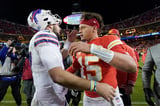 Patrick Mahomes loses to the Bills and loses a record on the same day