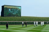 Phillies, Mets reportedly to play in 2026 Field of Dreams game