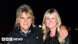 Mike Peters' wife says her heart is 'broken' in tribute to The Alarm star