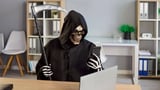 Thousands of online stores at risk as SessionReaper attacks spread