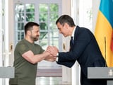 Spain unveils $946 million aid package for Ukraine | News.az