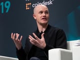 Coinbase Case Dropped by U.S. SEC as Agency Reverses Crypto Stance