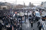 Tens of thousands protest against far-right ahead of Germany election