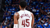 Donovan Mitchell, Cavs go cold as Magic even series in Game 4 - ESPN