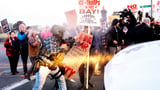 Federal agents arrive in the San Francisco area, drawing protesters | AP News