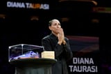 Diana Taurasi inducted into the Mercury Ring of Honor | AP News