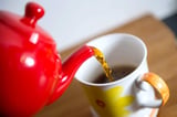 Tea leaves picked 200 years ago could help save cuppa from climate change