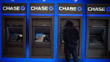 TikTok viral Chase Bank money glitch is just bank fraud. Don't do it.