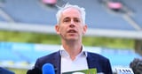 Australia deportation row: Minister under pressure cancels visas