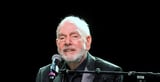 Country Music Star Pays Tribute to Neil Diamond at Gala Event: "I'm a Huge Fan of You"