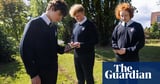 Academy chain with 35,000 pupils to be first in England to go phone-free