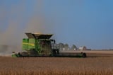 Trump’s $8B Diesel Aid Branded a ‘Band-Aid’ by Iowa Farm Leader