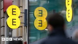 Thousands unable to make calls as EE network down
