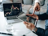 US SEC proposes allowing public companies to opt out of quarterly earnings reports