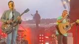 Zach Bryan Joins Kings Of Leon In San Francisco For Unreleased Collab “We’re Onto Something” & Fans Can’t Get Enough - NewsBreak