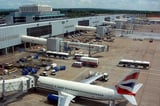 UK Airports Paralyzed by Technical Failure: Over 1500 Flights Canceled