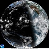 Still recovering from Hurricane Lala, Hawaii prepares for a possible weekend cyclone - myMotherLode.com