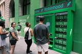 Robinhood Q2 earnings, revenue beat; monthly active users dip sequentially