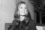 Gloria Steinem's AP profile from 1970: A journalist, an activist and a socialite | AP News