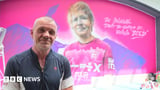 Artist creates Ed Sheeran mural in Ipswich shopping centre