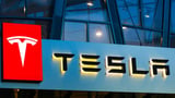Tesla at a crossroads: explosive growth or Irreversible decline in 2025?