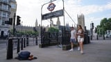 PM announces drive to get thousands of rough sleepers off streets for Christmas
