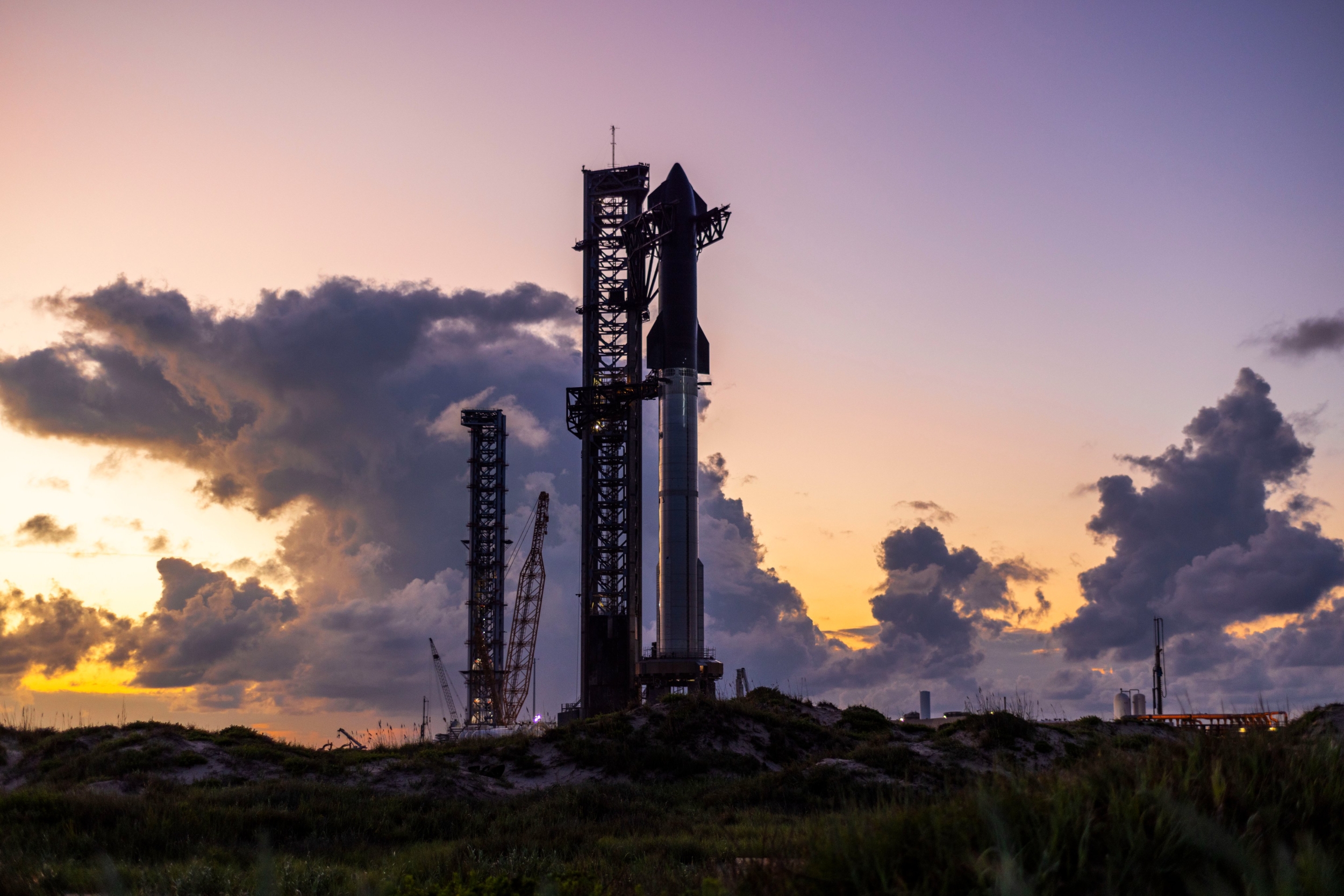 China Long March 9 Rocket Looks Awfully Like SpaceX's Starship, Fully Reusable Too