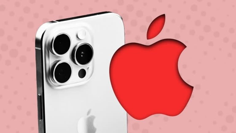Apple Boosts AI Efforts: Exclusive On-Device AI for iPhone 16 and New "Apple GPT" Software Incoming