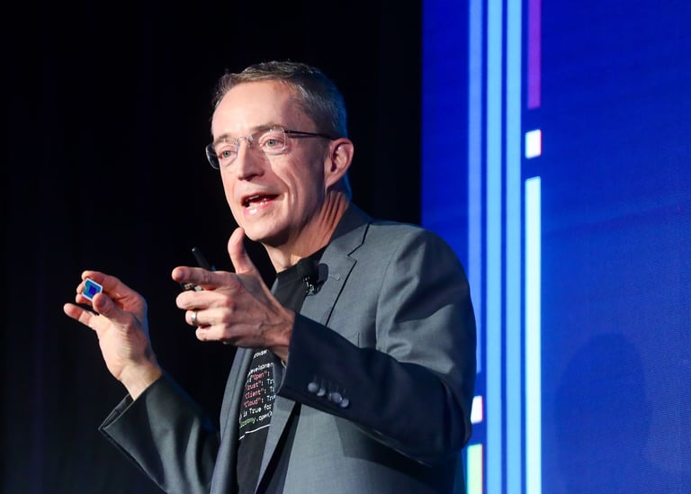 Intel Unveils Advanced Processors with AI and Gaming Capabilities, Targets 100 Million AI PCs by 2025