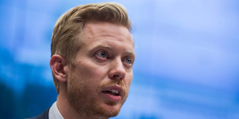 Reddit Eyes $5 Billion Valuation for IPO Amid Market Challenges