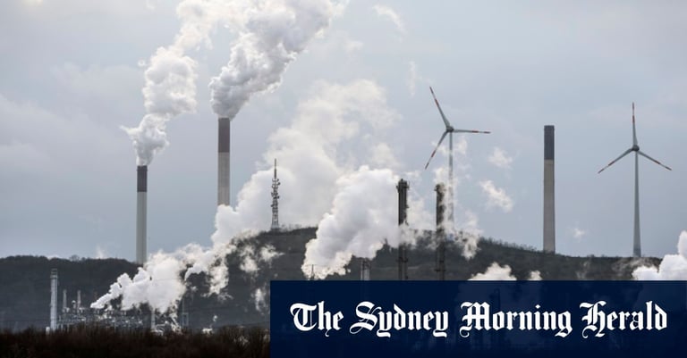 Australia's Rocky Shift to Renewables: Balancing Coal Dependence with Clean Energy Goals