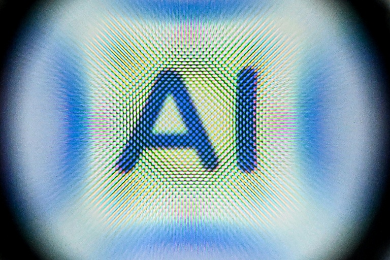 AI Detectors Misfire: Human Text Mislabeling Sparks Misinformation Concerns