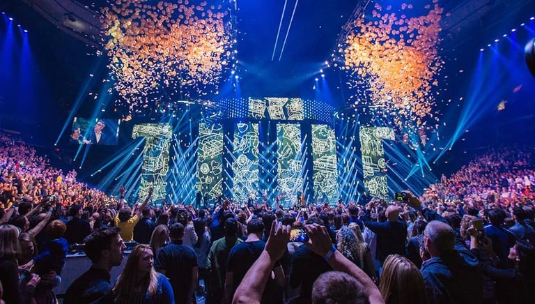 Michael Bublé Hosts 2025 Juno Awards in Vancouver; Sum 41 Inducted into Hall of Fame