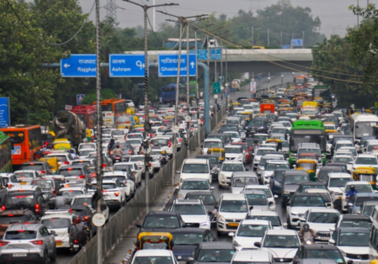 Government Eases CAFE Norms for 2027-2032, Balancing Auto Industry Needs and Emission Goals