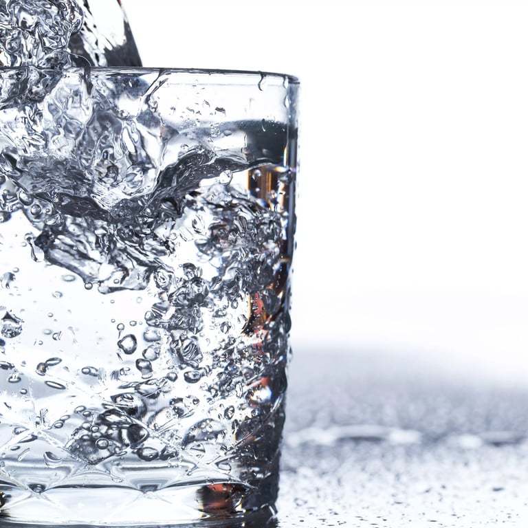 Study Explores Carbonated Water's Minimal Impact on Blood Sugar and Potential Weight Loss Benefits