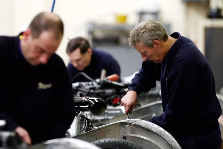Bank of England Holds Rates at 4% Amid Inflation, Sluggish Growth Concerns